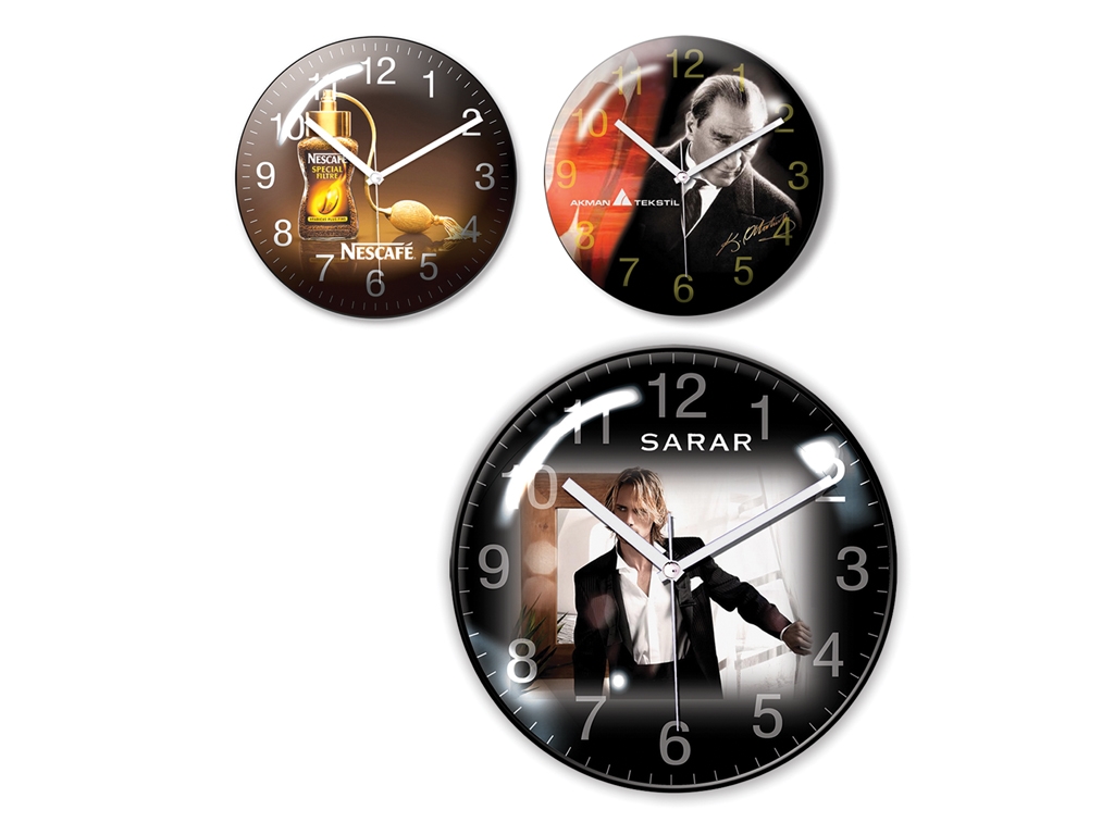 Ofset Wall Clock